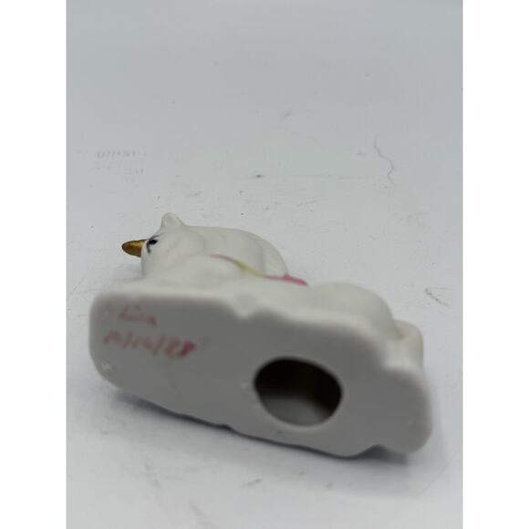 Mini Ceramic Unicorn Figurine 3” Laying White Gold Horn Floral Garland - Picture 5 of 7